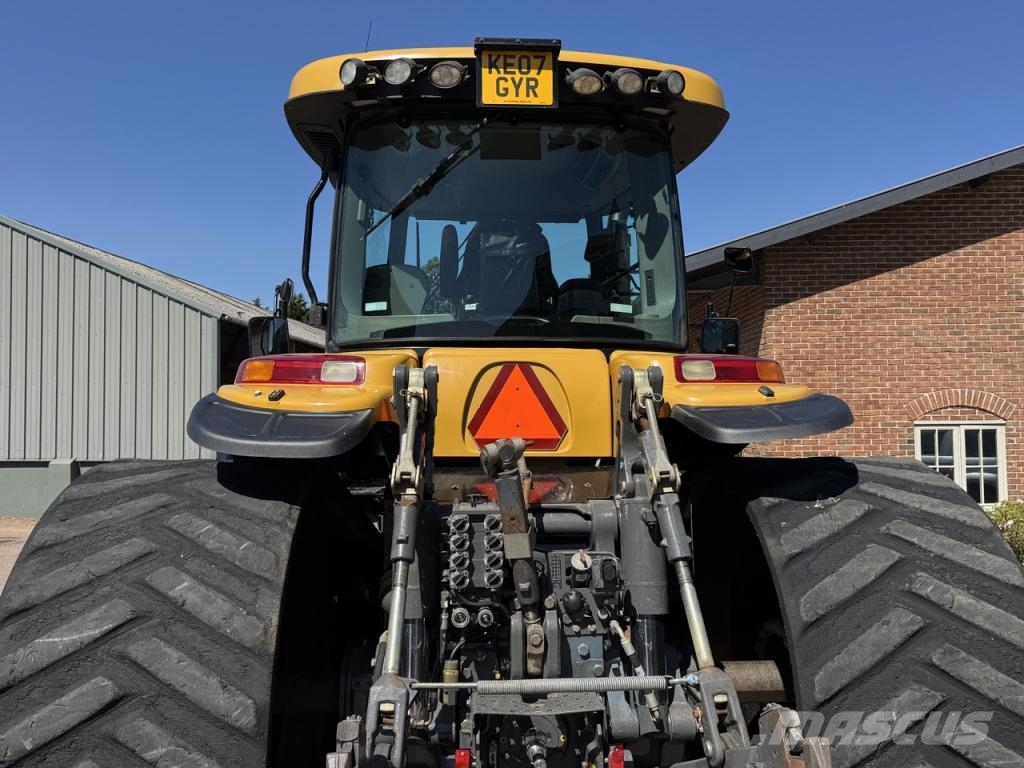 CAT 765B Challenger Další