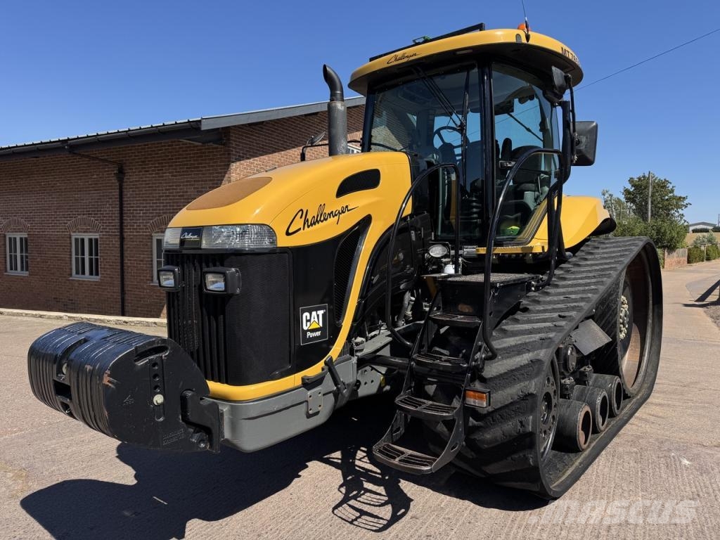 CAT 765B Challenger Další