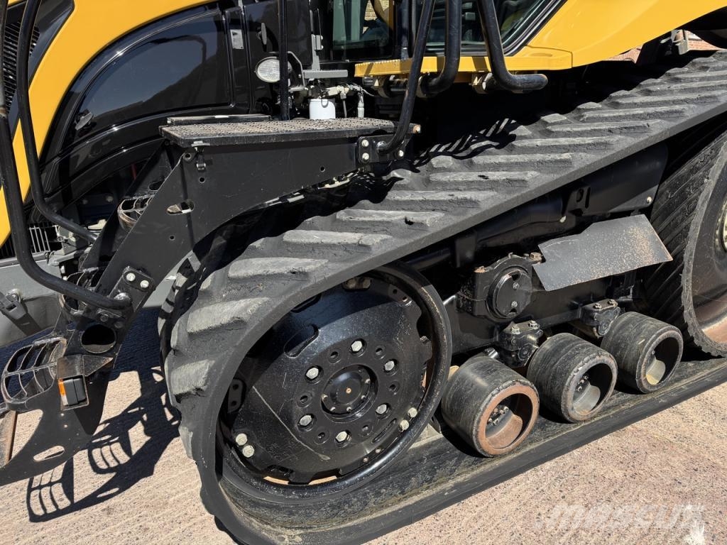 CAT 765B Challenger Další