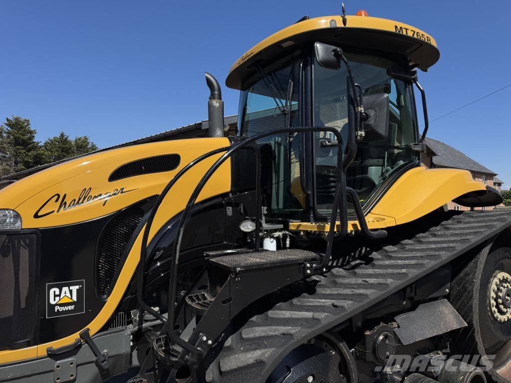 CAT 765B Challenger Další