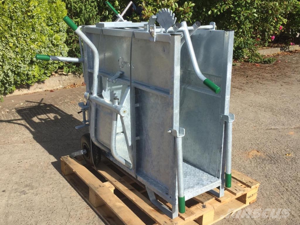 Condon Engineering deluxe dehorning crate Lauksaimniecība- Citi