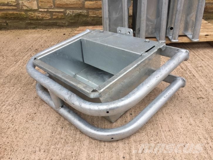  Condon Engineering heavy duty fixed drinkers Muut maatalouskoneet