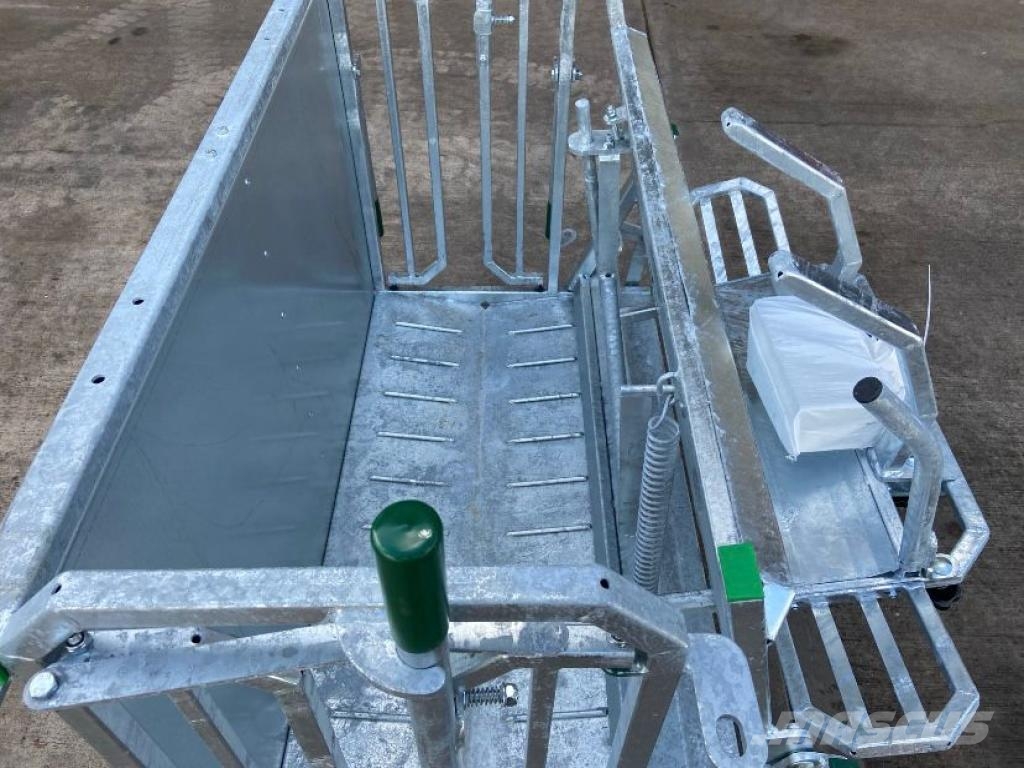  Condon Engineering sheep turn over crate Lauksaimniecība- Citi