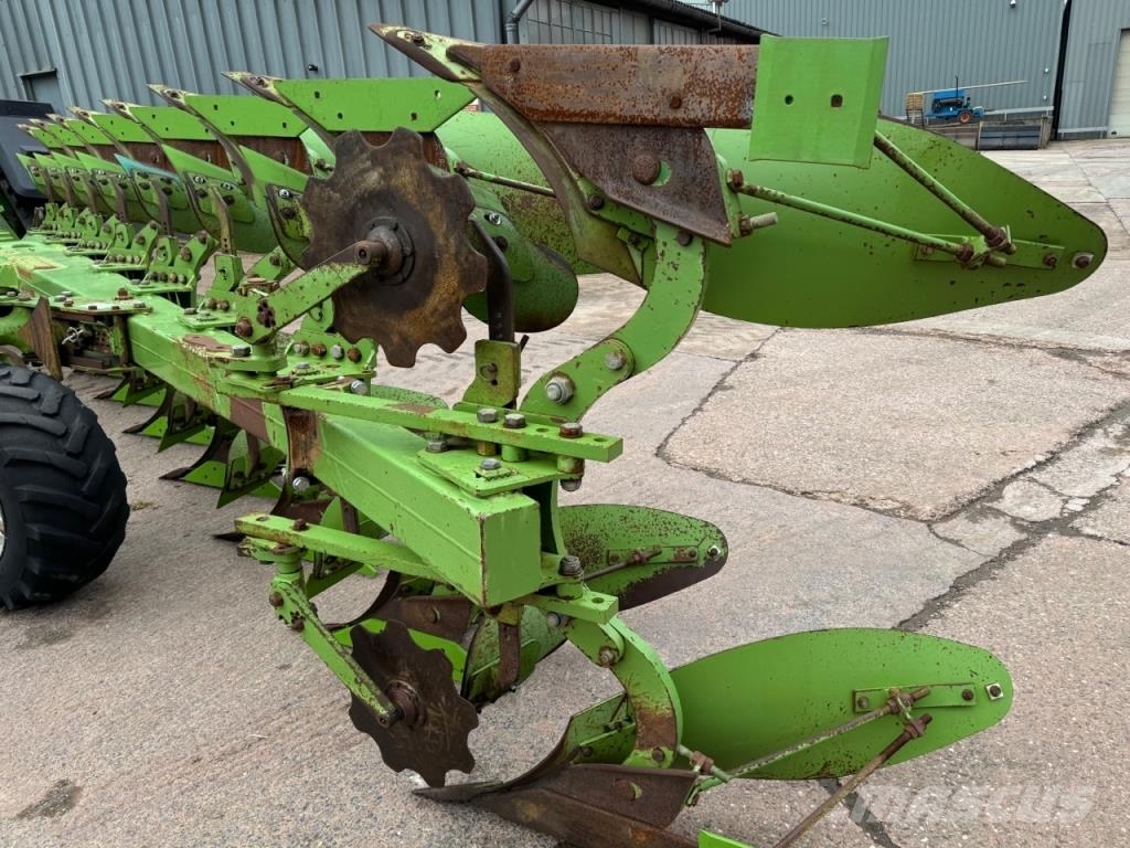 Dowdeswell 145 Series MA 8 furrow reversible plough Landbrug - Andet