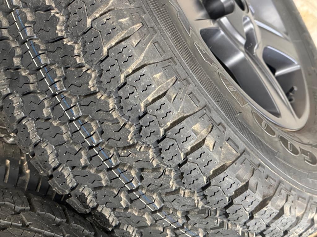 Goodyear Puma 155 ملحقات أخرى للجرارات