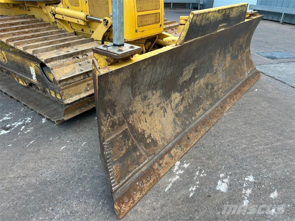 Komatsu D39 PX Bulldozer ماكينات زراعية - غير ذلك