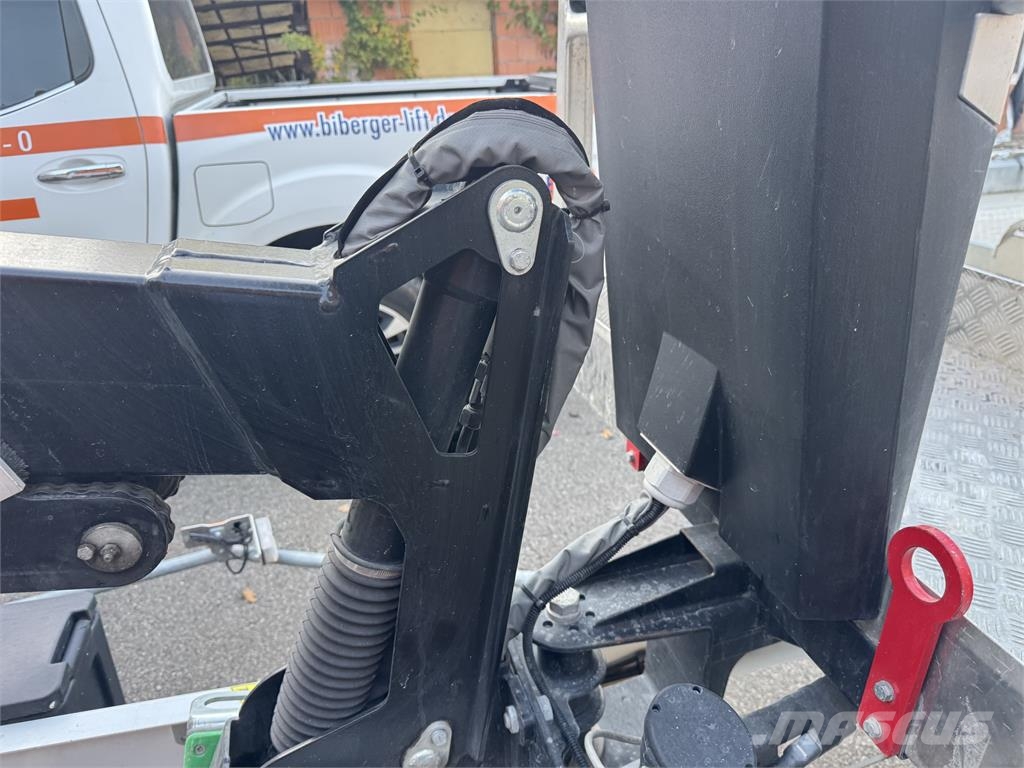 Dino 135 T Trailer mounted platforms