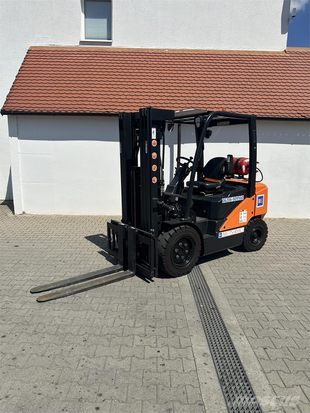 Doosan G30P-7 Vučne prikolice se podiznom košarom