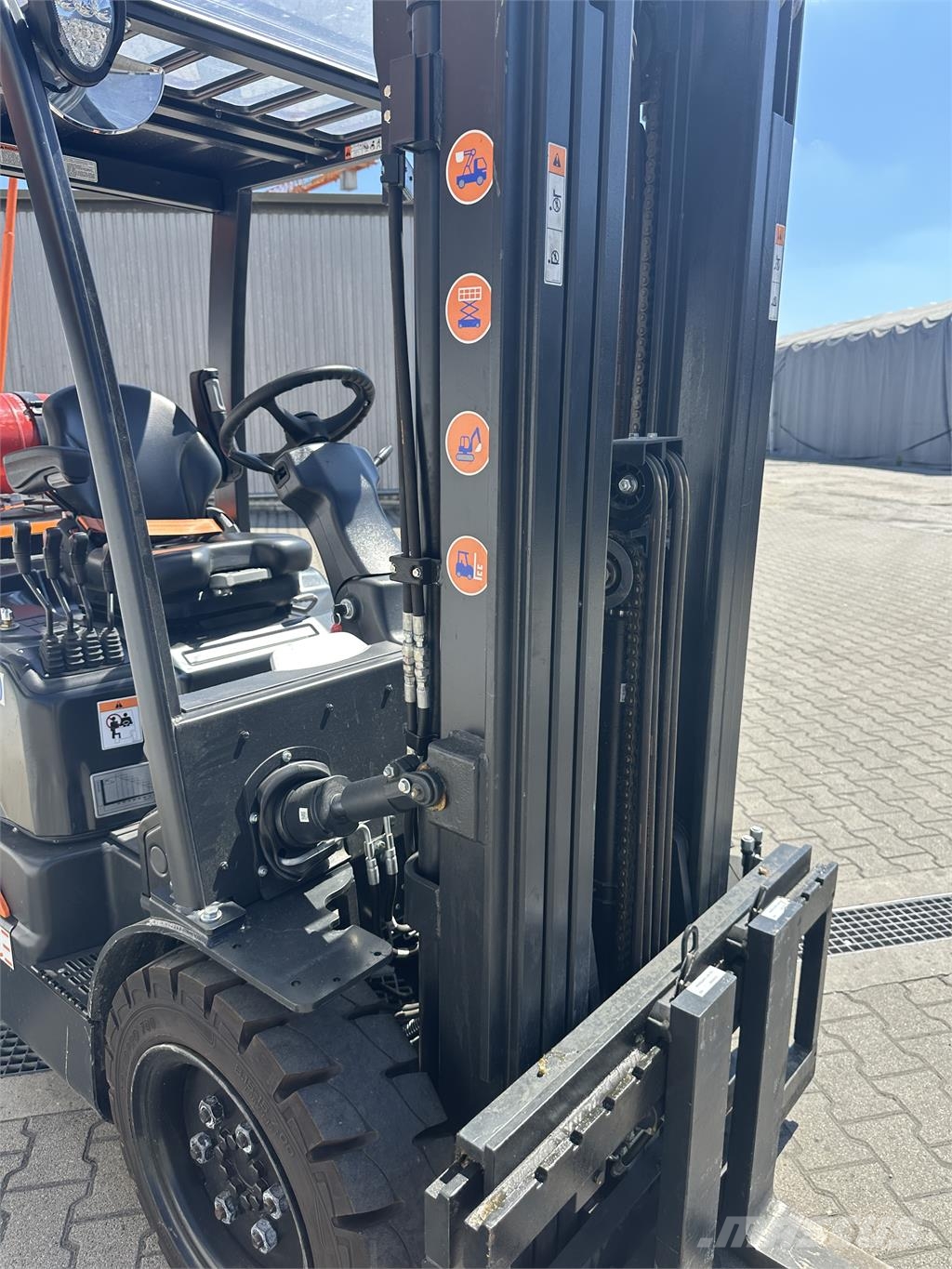 Doosan G30P-7 Vučne prikolice se podiznom košarom