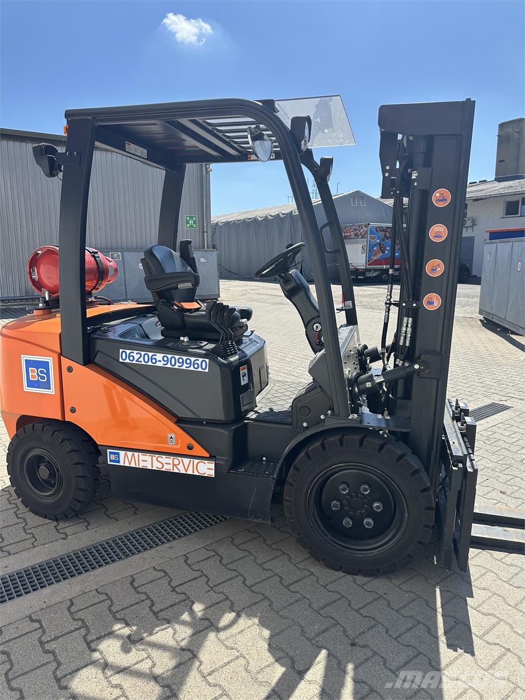 Doosan G30P-7 Vučne prikolice se podiznom košarom