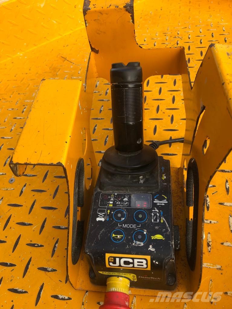JCB S2046 Škarjaste dvižne ploščadi