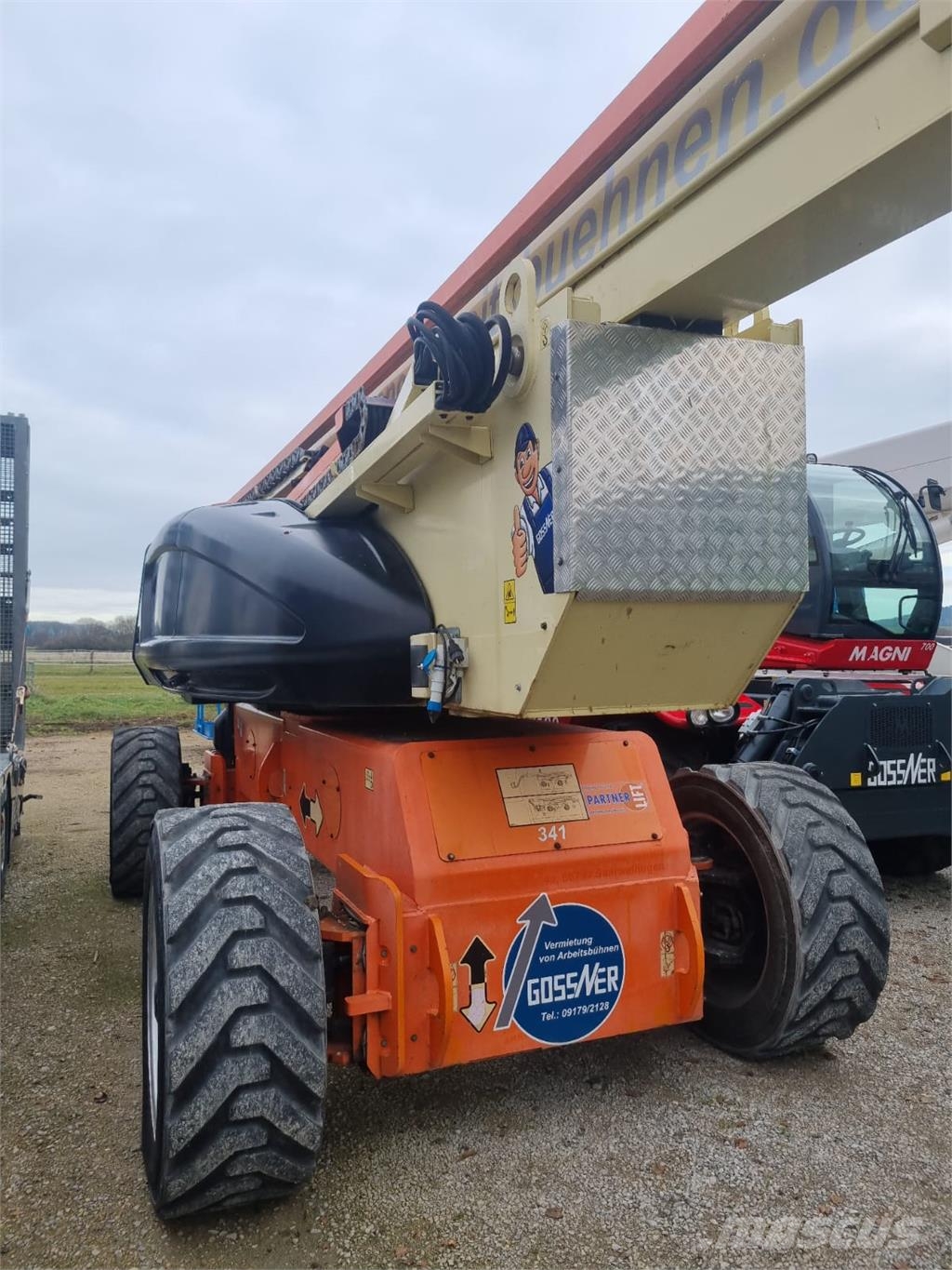 JLG 1250 AJP Kĺbové plošiny