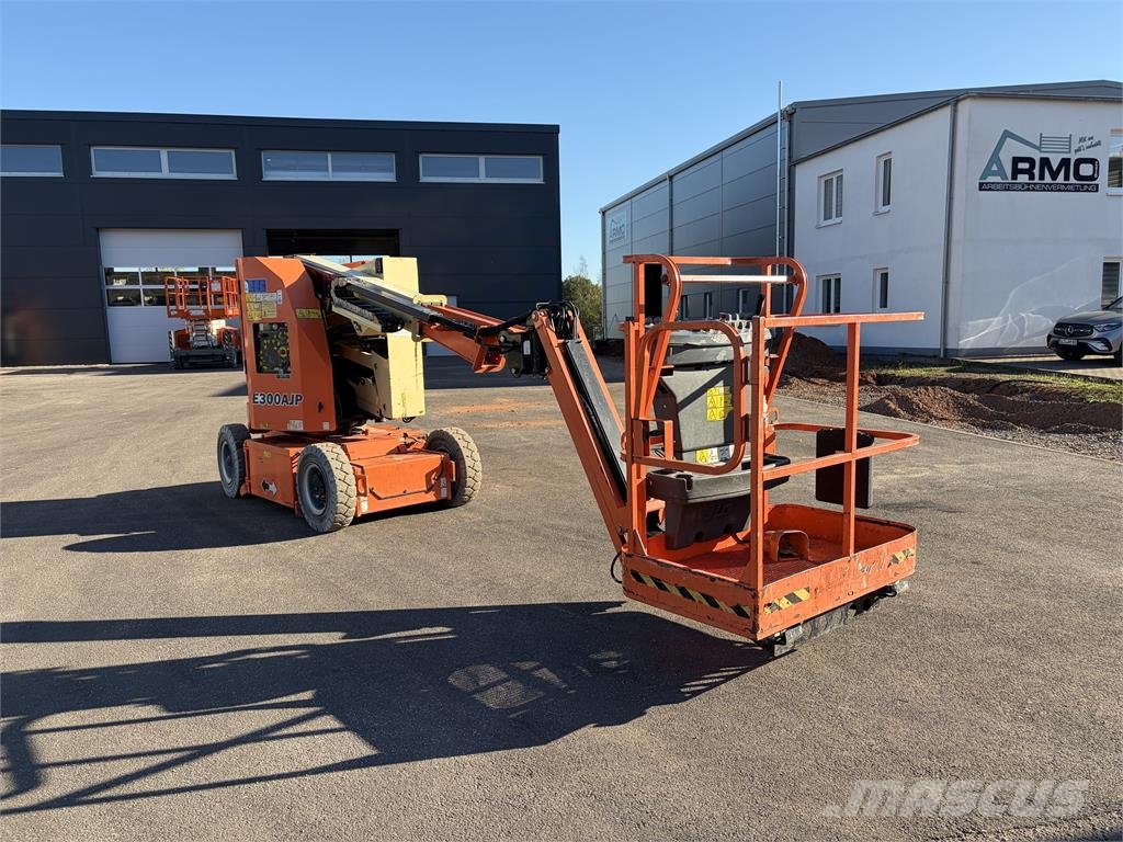 JLG E300 AJP Gelenkteleskoparbeitsbühnen