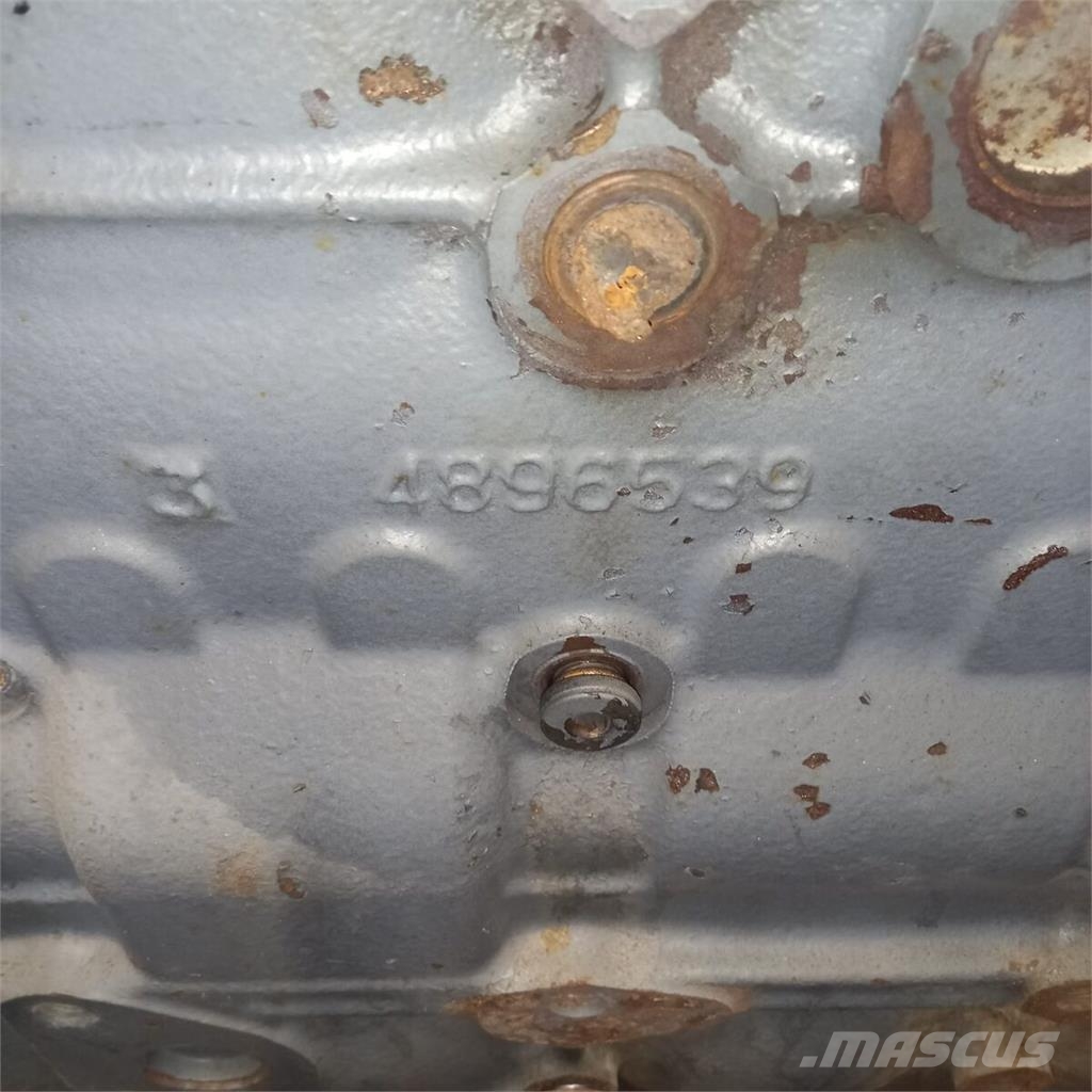 Cummins 55 / ISB4 5 . 9 Bloco do Motor ISBE 5 . 9 Mootorid