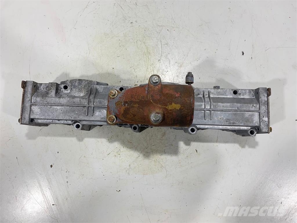Deutz BF4M1012 Coletor de Admissão محركات