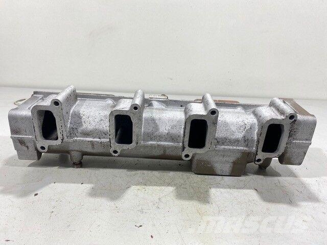 Deutz BF4M1013 Coletor de Admissão محركات
