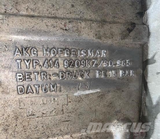 Deutz BF4M2012C Radiador de Óleo 引擎/發動機