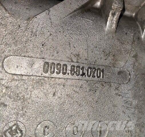 Deutz FL912 Radiador de Óleo 引擎/發動機