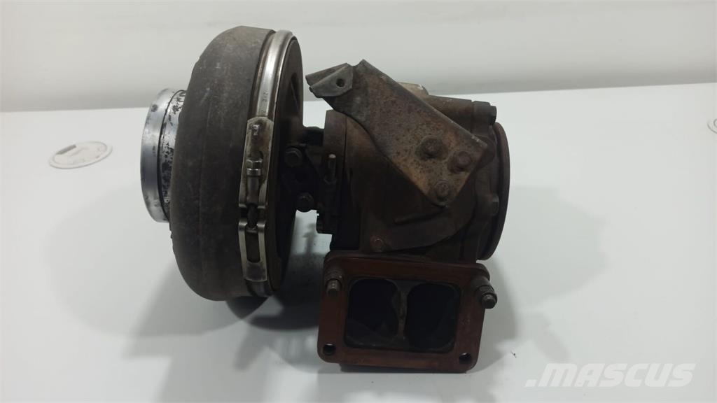 Holset D16C Turbocompressor HE551W Varikliai