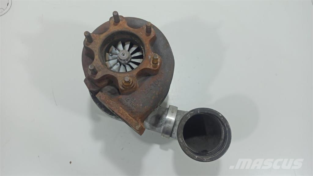 Holset TGA / D2066 LF Turbocompressor HX50 D2066LF Varikliai
