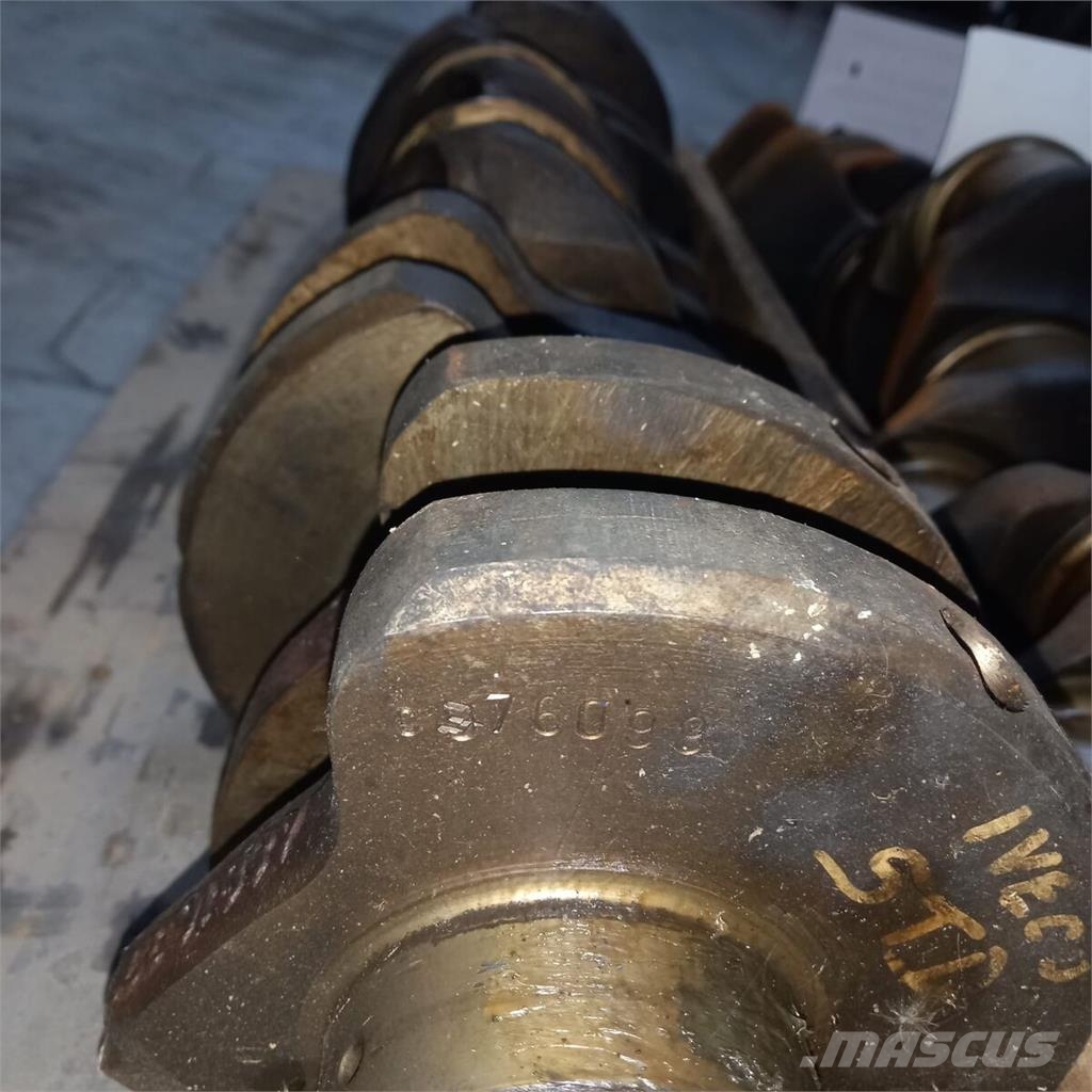 Iveco 8060 - 40 Cambota do Motor - 40 Motoren