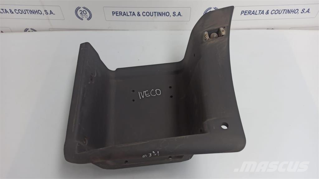 Iveco EuroTech Estribo Da Cabine Cabine en interieur