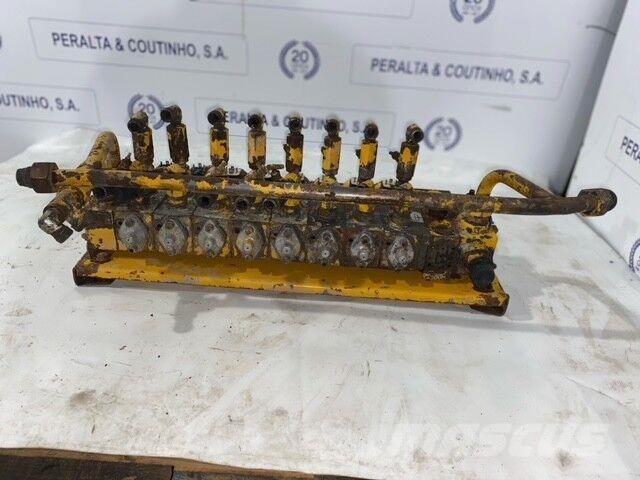 JCB LM06PB Hidráulicos