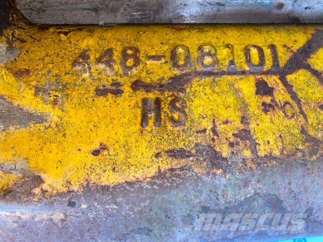 JCB Retroescavadora 3CX 4x4 Eixo Direcional 섀시 및 서스펜션