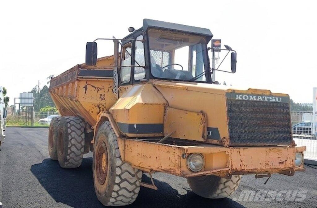 Komatsu 6D125 - 1B8 - FA / 6WG200 Dumper Articulado HA250 Camiones articulados
