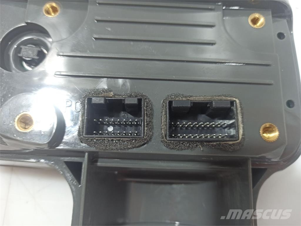 Komatsu PC200 - 6 Monitor Painel instrumentos Serie 6 Electrónicos