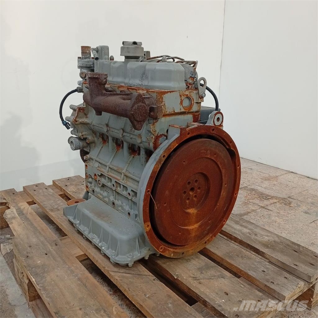 Kubota 331 / V2203 Motor Completo Motoren