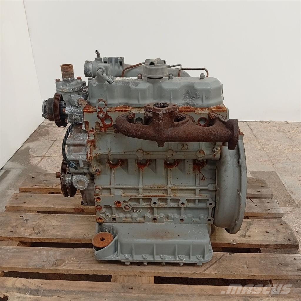 Kubota 331 / V2203 Motor Completo Motoren