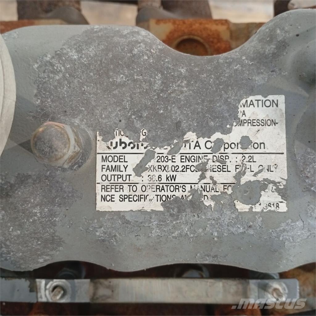 Kubota 331 / V2203 Motor Completo Motoren