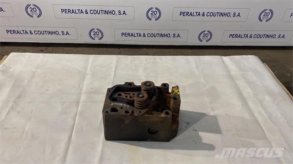 Liebherr D904NA Cabeça do Motor com Válvulas D904-D926TI محركات