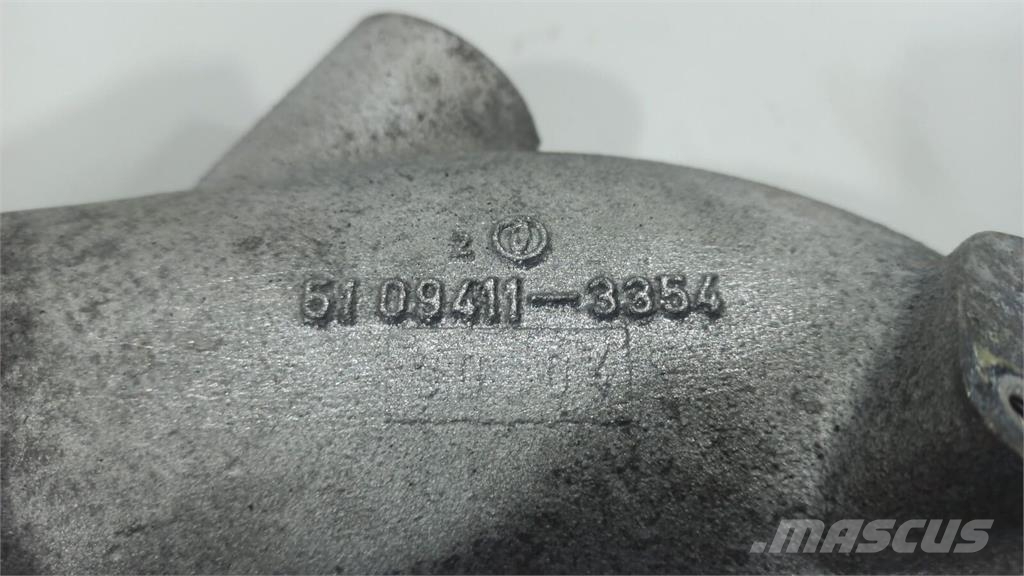 MAN D2676 Cotovelo de Ar de Admissão معدات النقل - غير ذلك