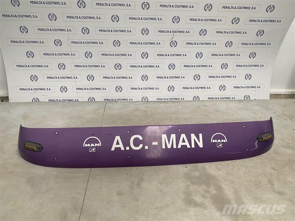 MAN F2000 Pala do Sol Cabins and interior