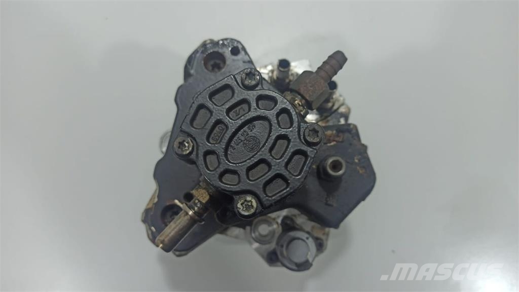 MAN HOCLN / D2066LF Bomba de Alta Pressão CP3 . 4 + معدات النقل - غير ذلك