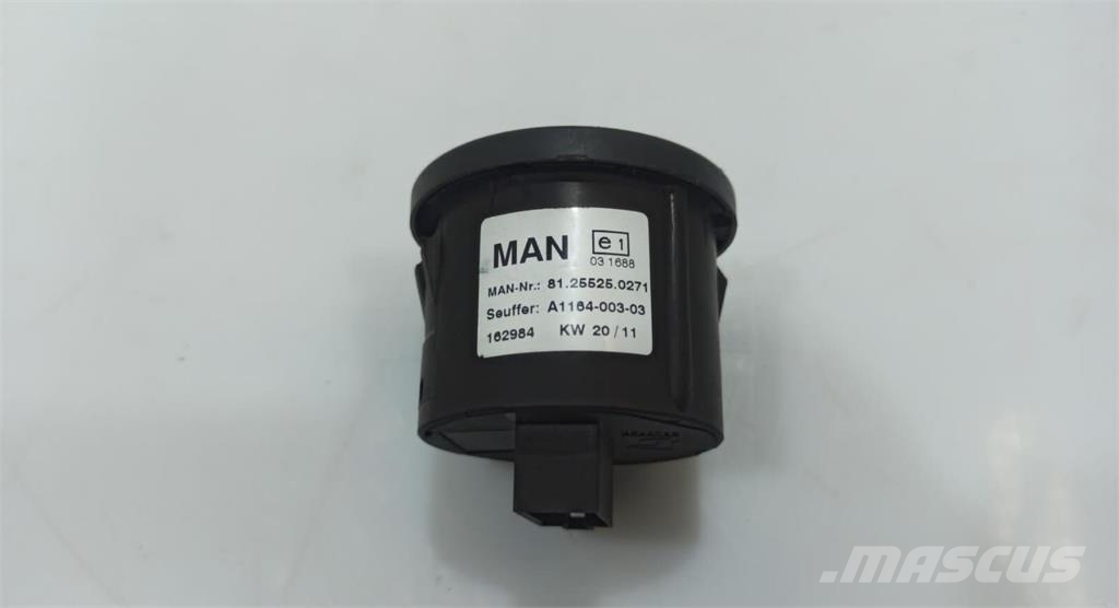 MAN TGA Interruptor de Luzes Electronics