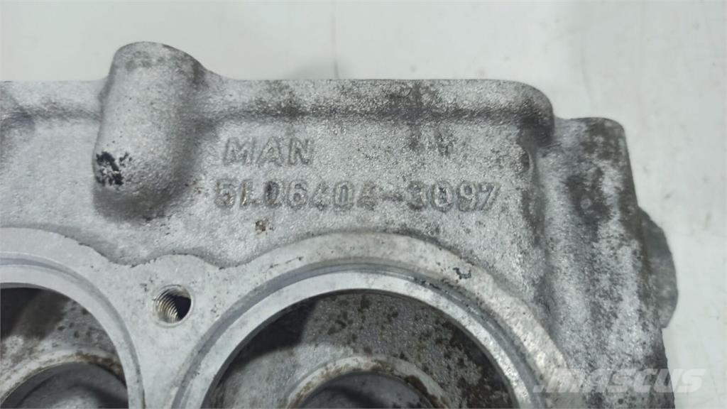 MAN TGL / D2066 Caixa do Termóstato معدات النقل - غير ذلك