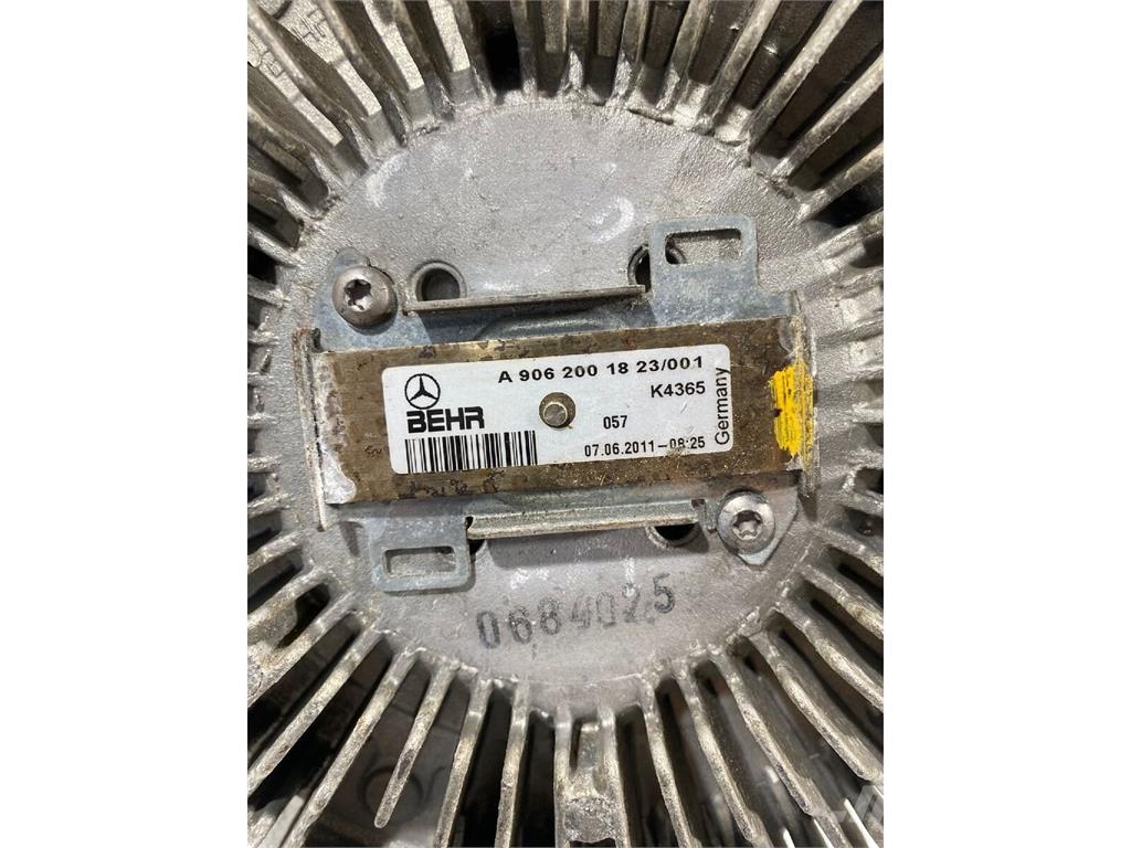 Mercedes-Benz Atego / OM904LA Núcleo do Ventilador OM906LA Haszonjárművek - Egyéb
