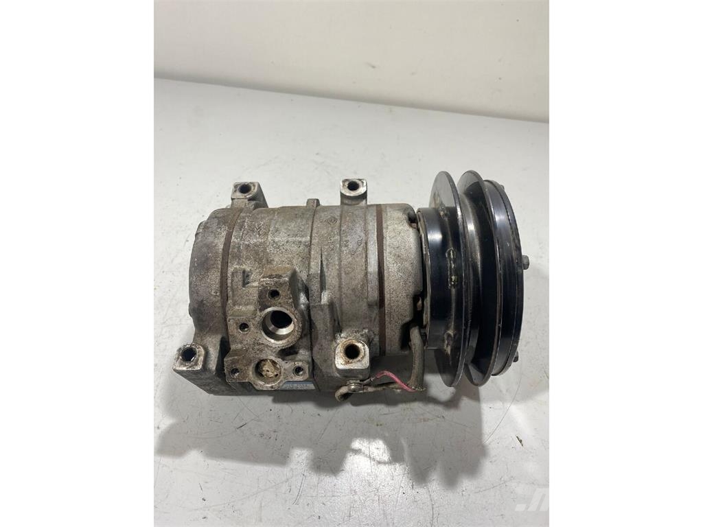 Mercedes-Benz OM457 Compressor de Ar Condicionado HFC134a 캐빈 및 인테리어