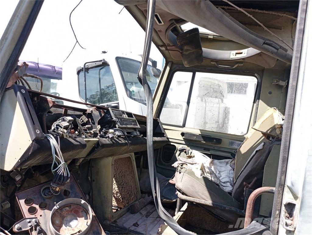 Mercedes-Benz Unimog Cabine Kabinen