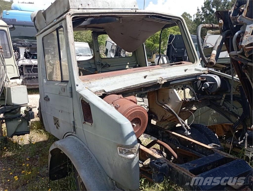 Mercedes-Benz Unimog Cabine Kabinen