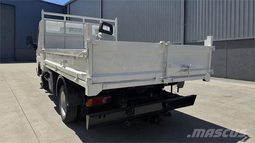 Mitsubishi Canter com Báscula - 2007 Bañeras basculantes usadas