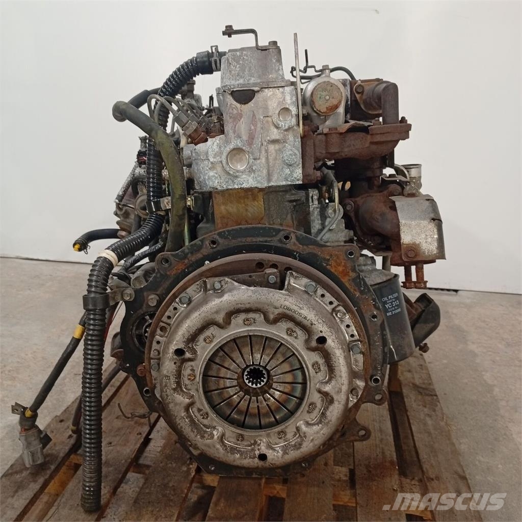 Mitsubishi FB631 / 4M40 / M015S5 Motor Completo Engines