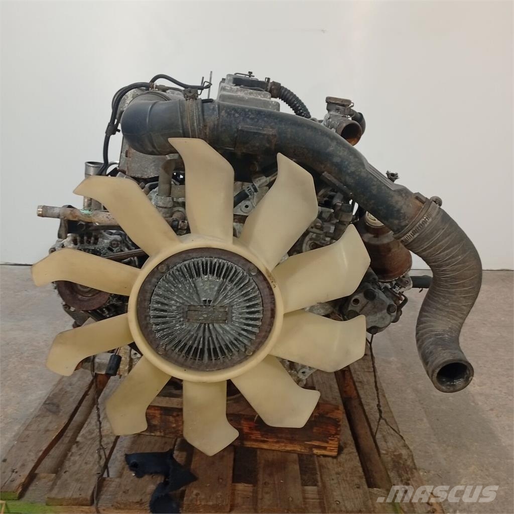Mitsubishi FB631 / 4M40 / M015S5 Motor Completo Engines