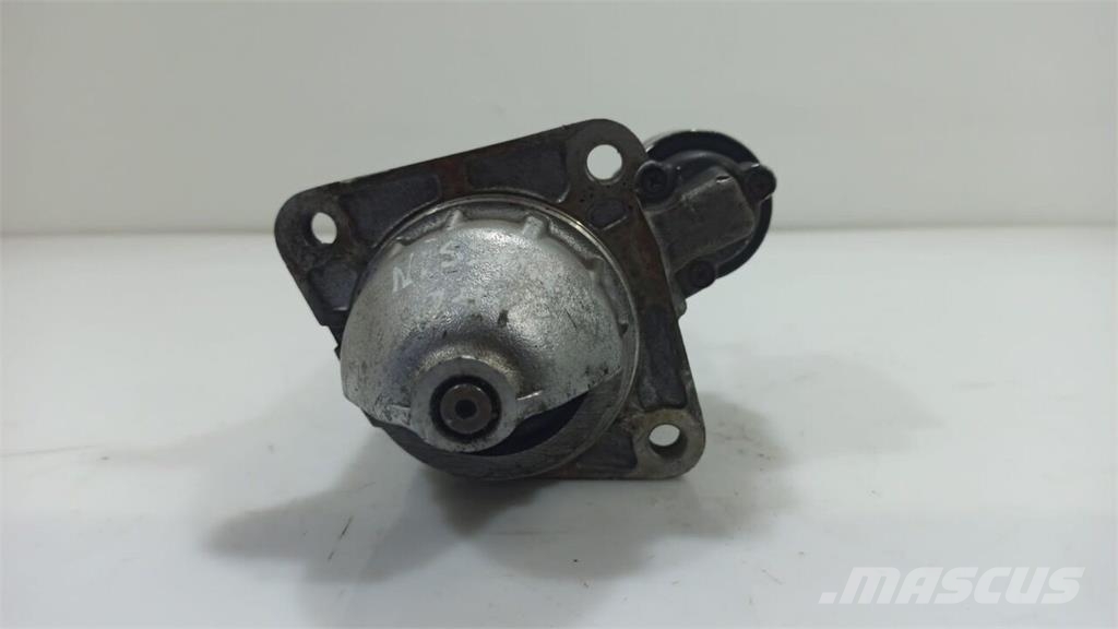 Nissan 24V 2,5KW / ECO-T135-60 Motor de Arranque Componentes electrónicos
