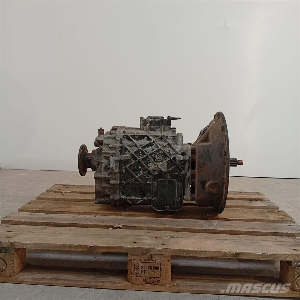 Nissan Atleon / S542 Caixa de Velocidades S5.42 R. 7,55-1 Pavarų dėžės