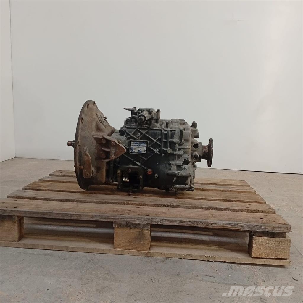 Nissan Atleon / S542 Caixa de Velocidades S5.42 R. 7,55-1 Pavarų dėžės