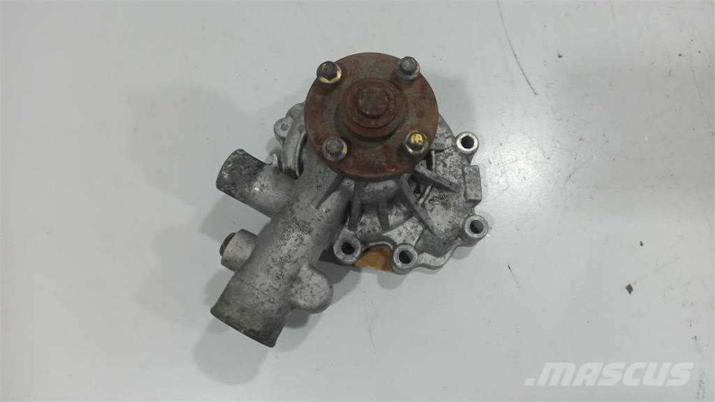 Perkins 216 / 3034 Bomba de Água UB70443 发动机